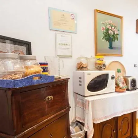 Pensjonat Rent Filomena E Francesca 2*