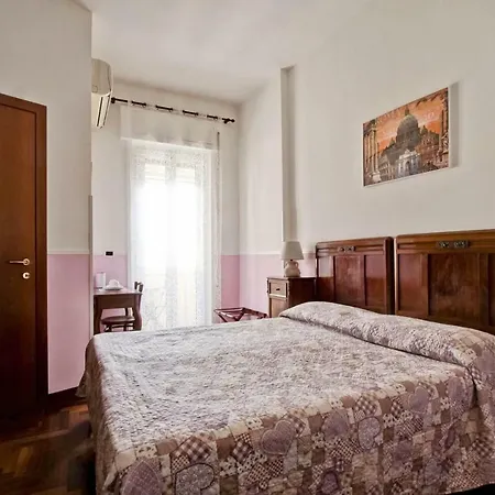 Πανσιόν Rent Filomena E Francesca 2*